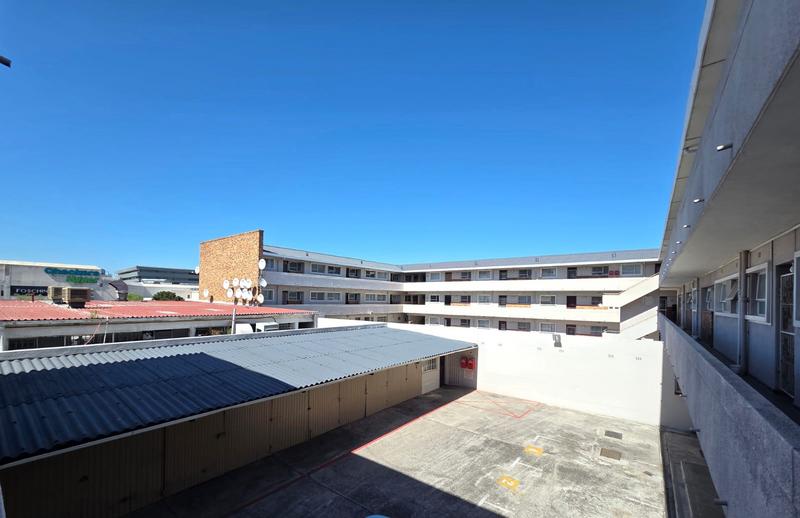 1 Bedroom Property for Sale in Parow Western Cape